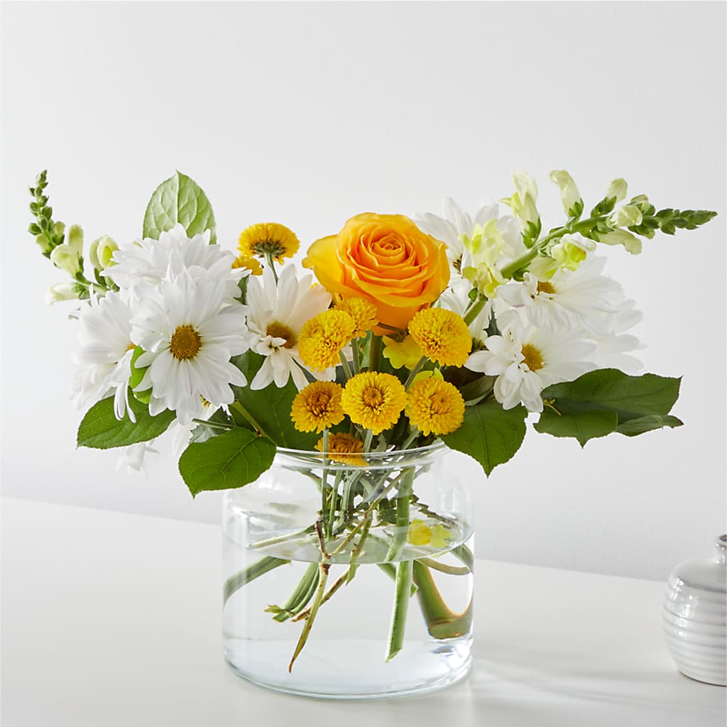 Sun Salutation Bouquet – Moonlight Floral, Minneapolis MN