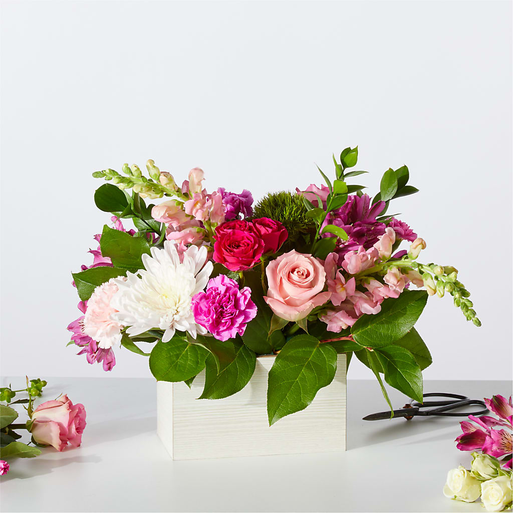 Sweetberry Box – A Florist Original – Moonlight Floral, Minneapolis MN