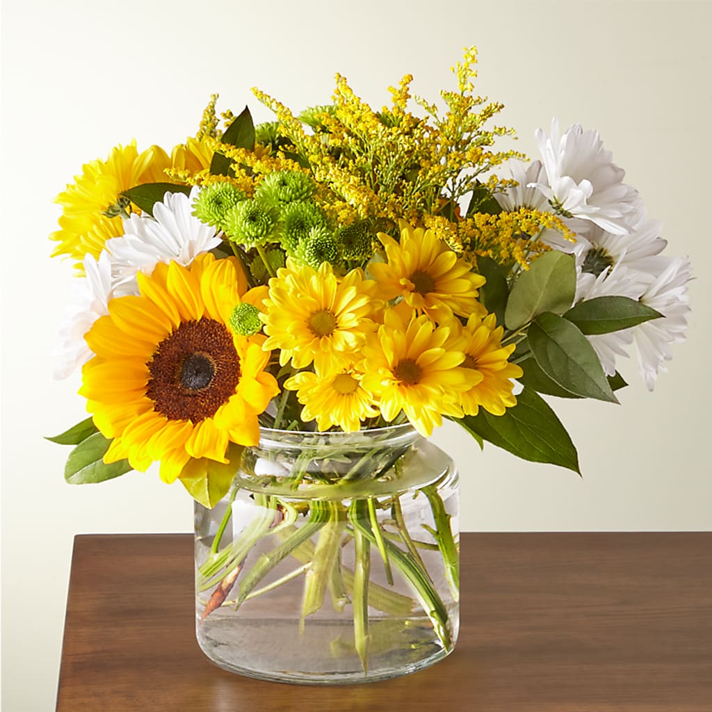 Hello Sunshine Bouquet – Moonlight Floral, Minneapolis MN