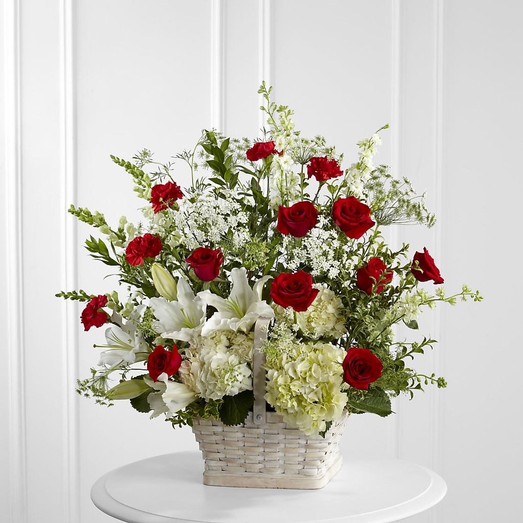 In Loving Memory Arrangement – Moonlight Floral, Minneapolis MN
