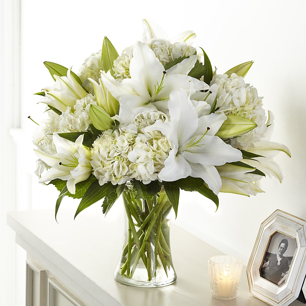 Compassionate Lily Bouquet – Moonlight Floral, Minneapolis MN