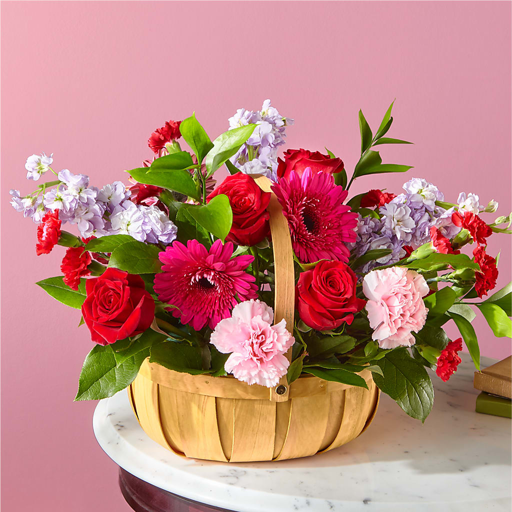 Pink Picnic Basket – Moonlight Floral, Minneapolis MN
