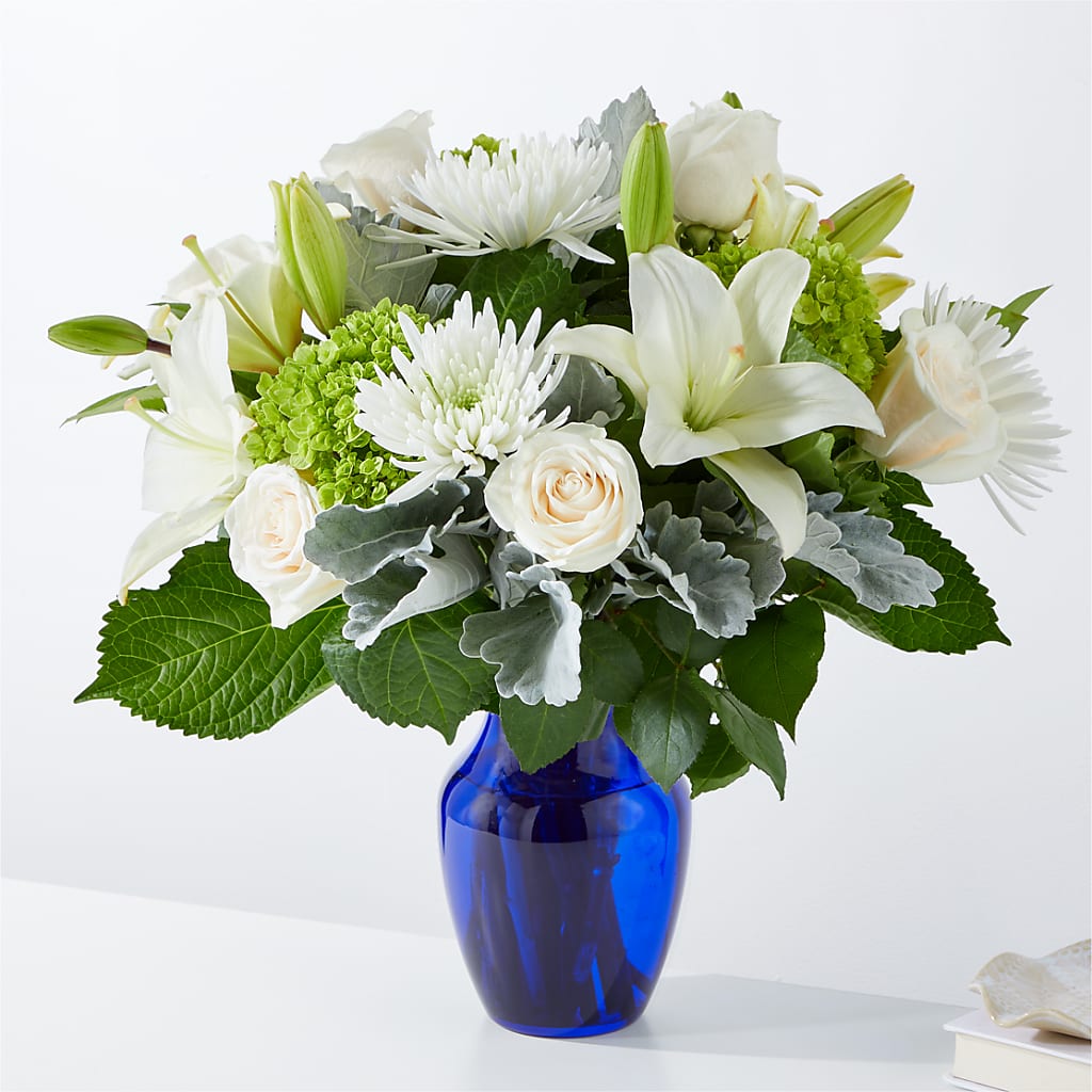 Snowy Dreams Bouquet – Moonlight Floral, Minneapolis MN
