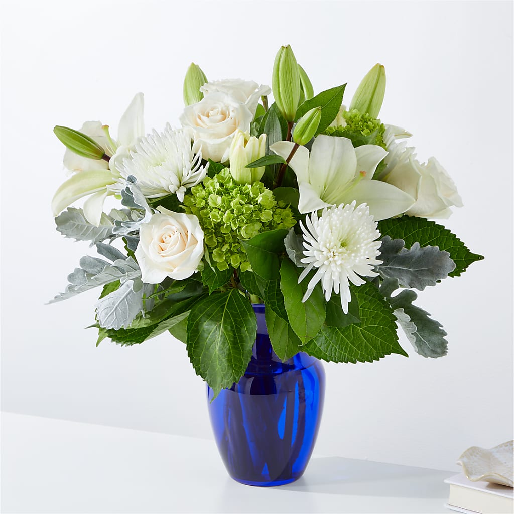 Snowy Dreams Bouquet – Moonlight Floral, Minneapolis MN