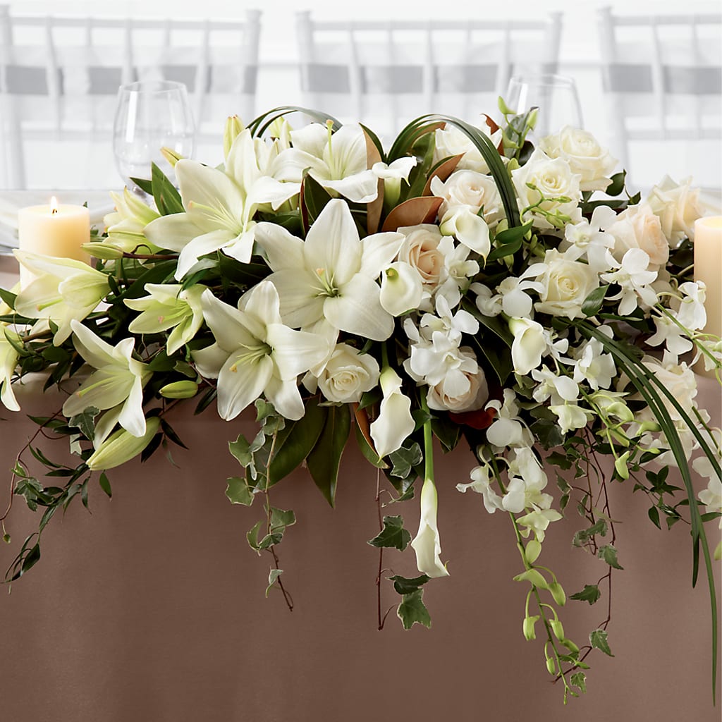White Linen Arrangement – Moonlight Floral, Minneapolis MN