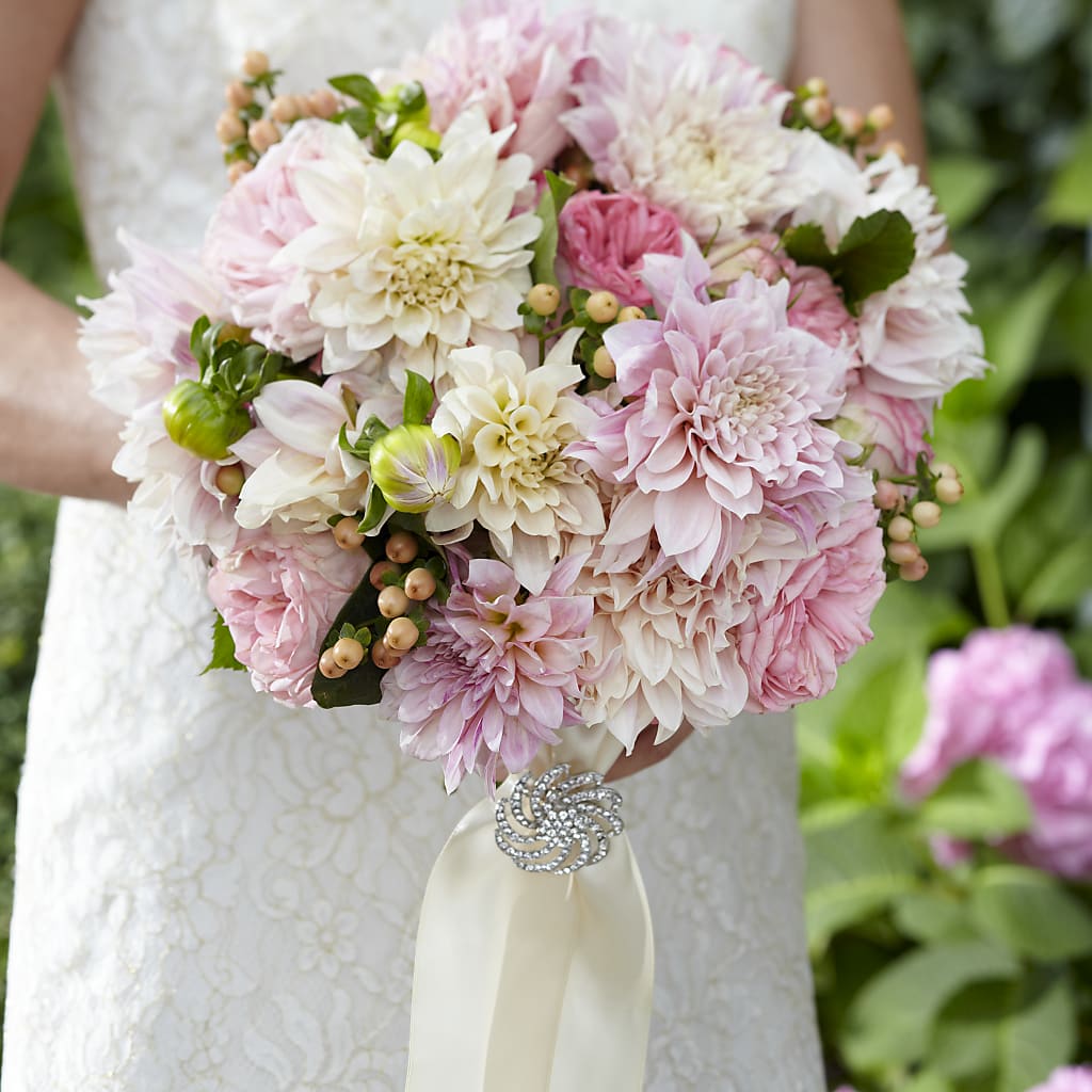 Heart's Promise Bouquet – Moonlight Floral, Minneapolis MN