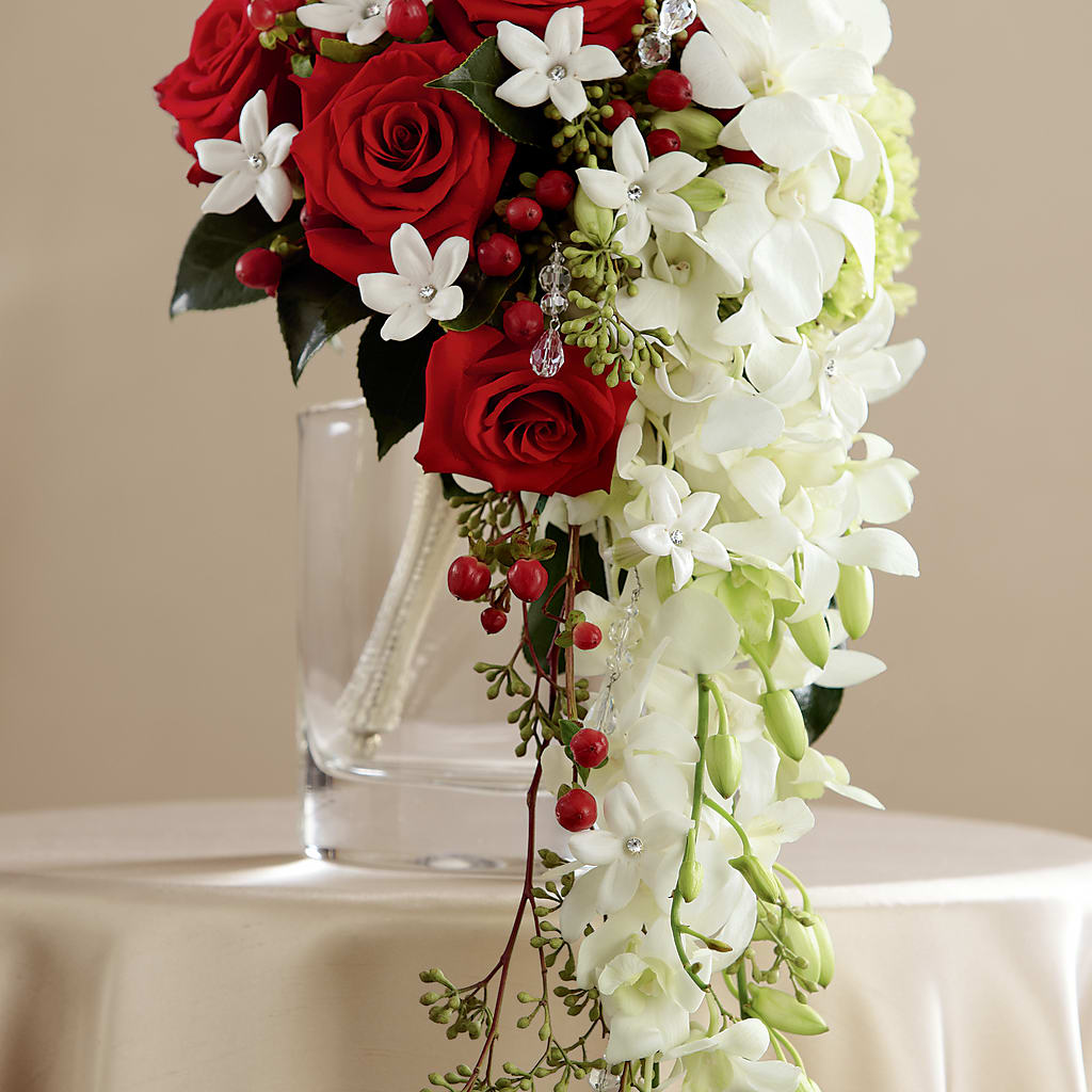 Here Comes the Bride Bouquet – Moonlight Floral, Minneapolis MN