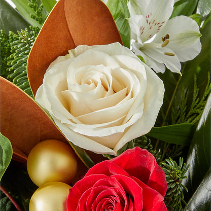 Joy & Jolly Bouquet –  Moonlight Floral, Minneapolis MN