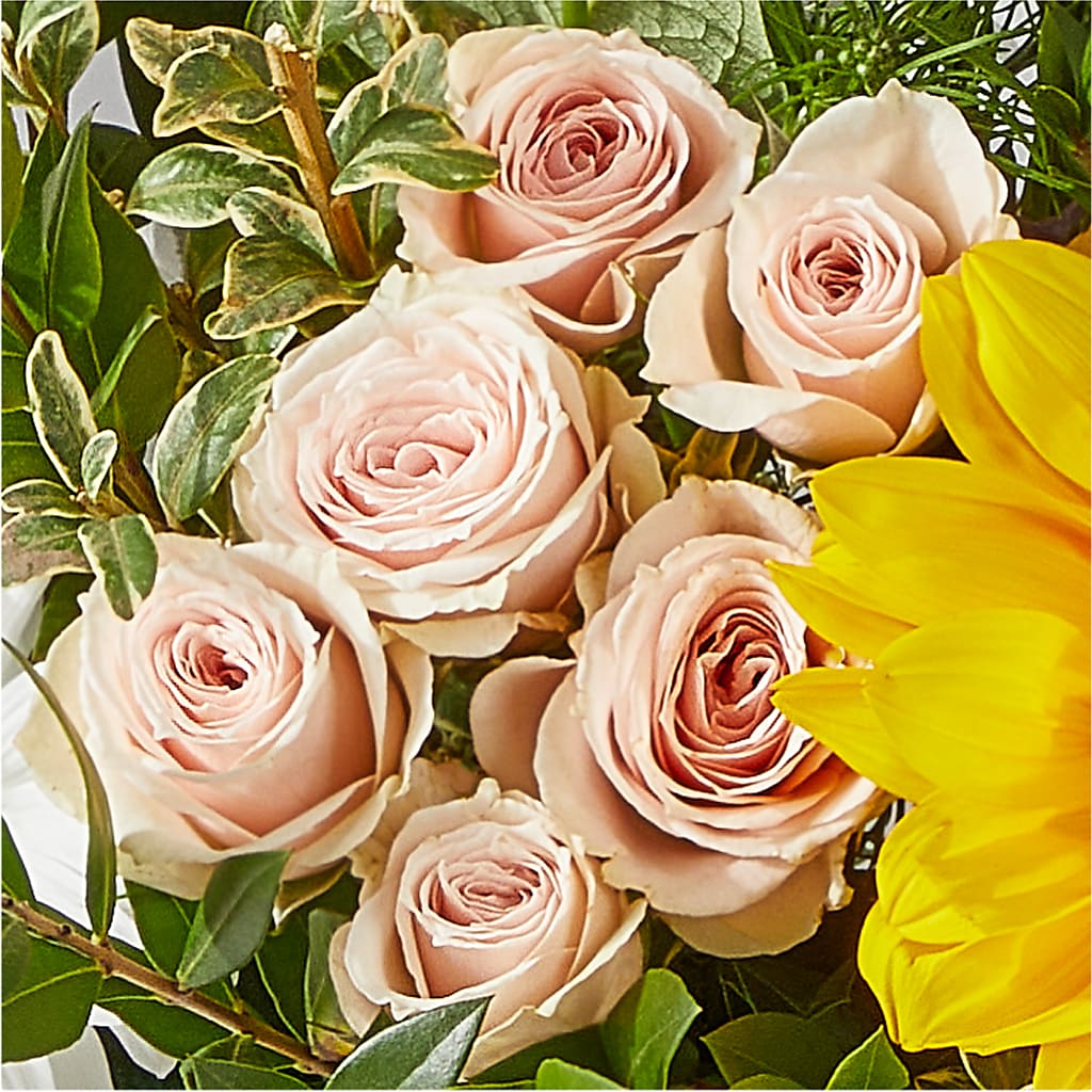 The Good Life Bouquet –  Moonlight Floral, Minneapolis MN