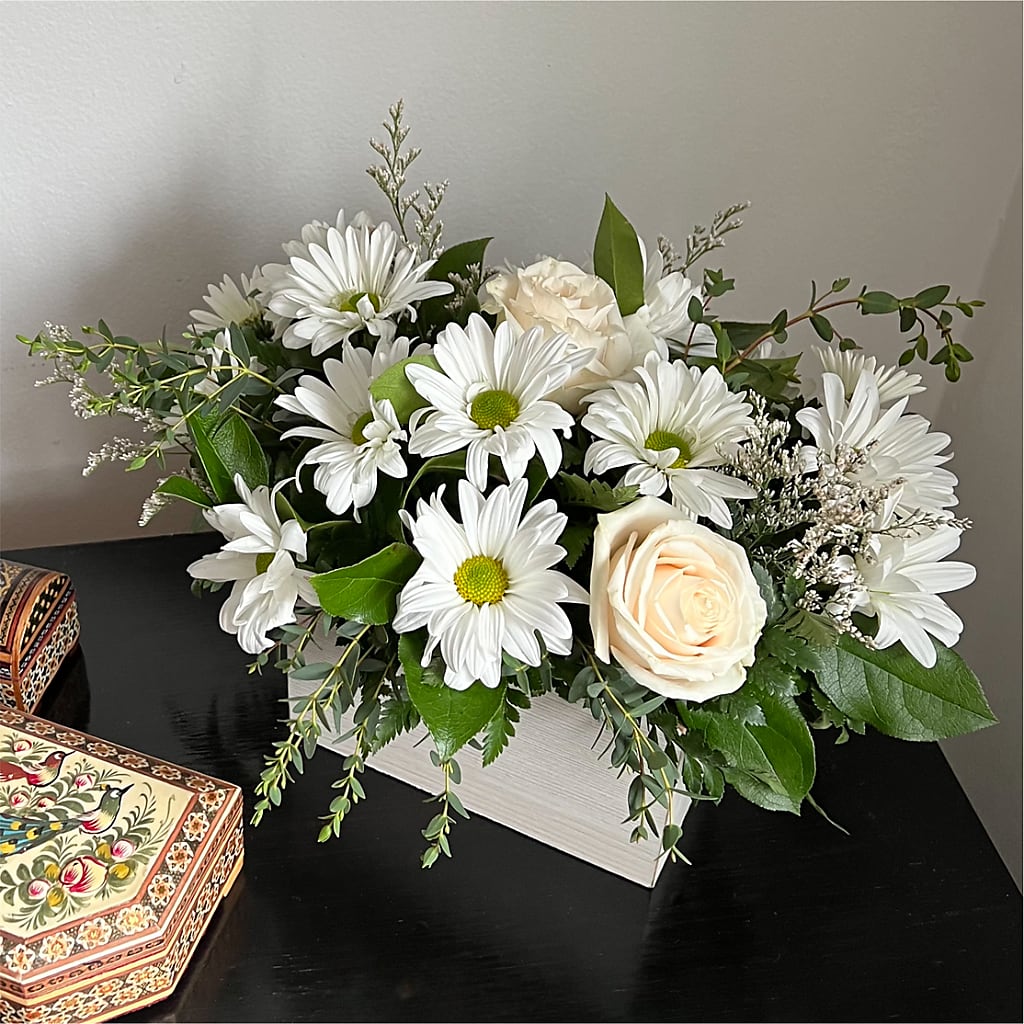 Fresh Linen Box Bouquet –  Moonlight Floral, Minneapolis MN