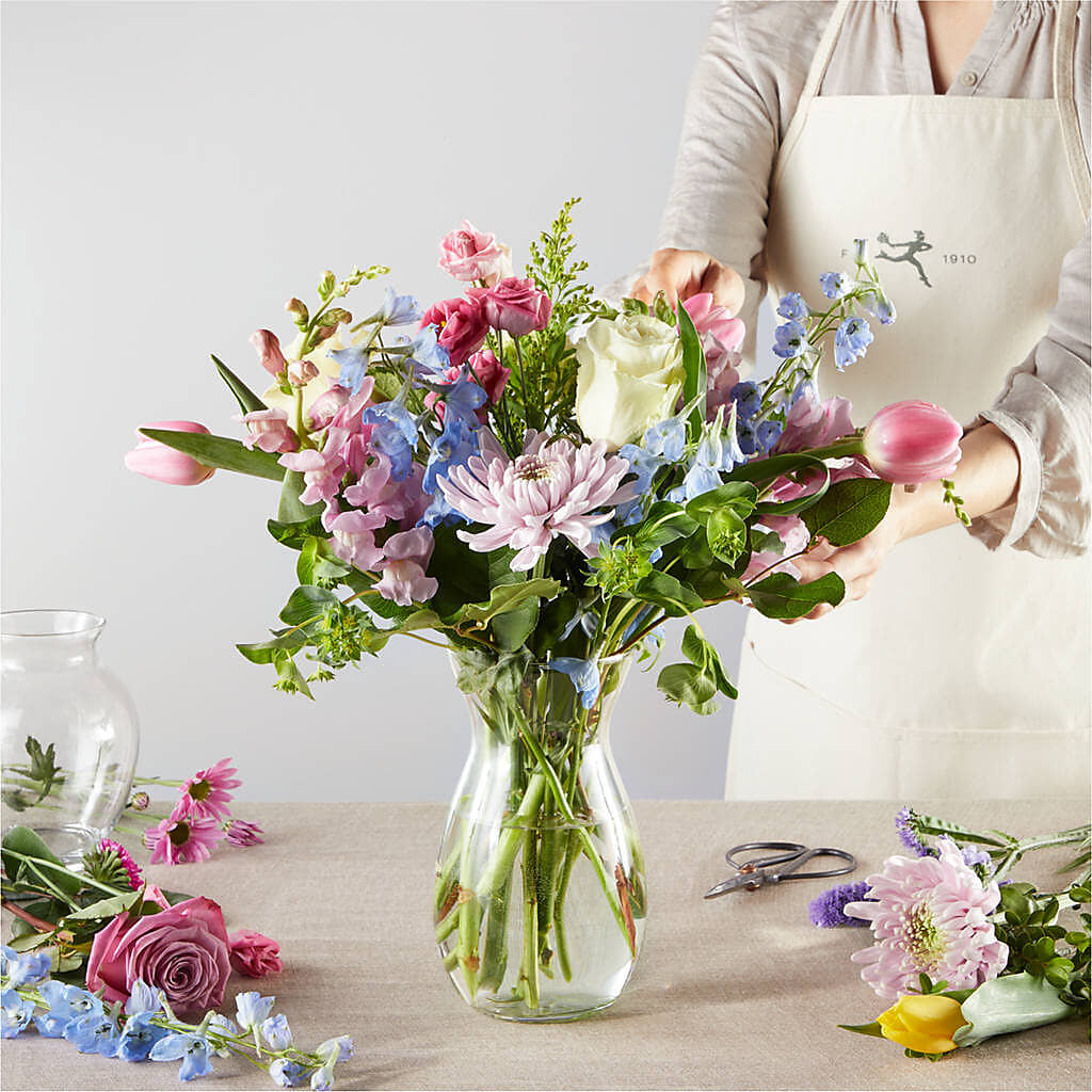 Pastel Tradition - A Florist Original –  Moonlight Floral, Minneapolis MN