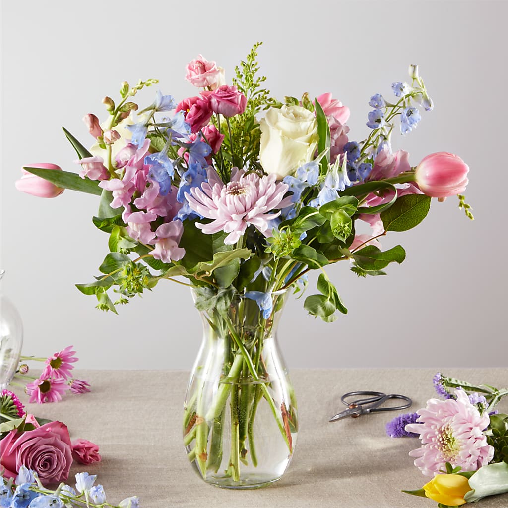 Pastel Tradition - A Florist Original –  Moonlight Floral, Minneapolis MN