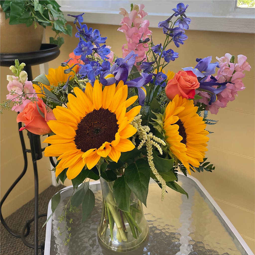 Rays of Life Bouquet –  Moonlight Floral, Minneapolis MN