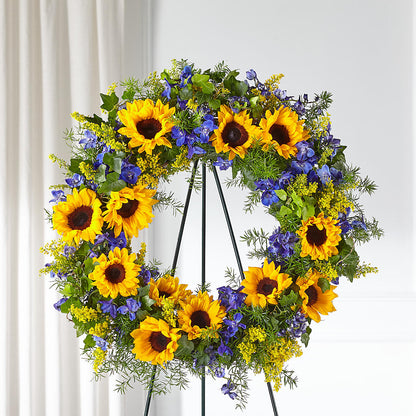 Bright Rays Wreath –  Moonlight Floral, Minneapolis MN